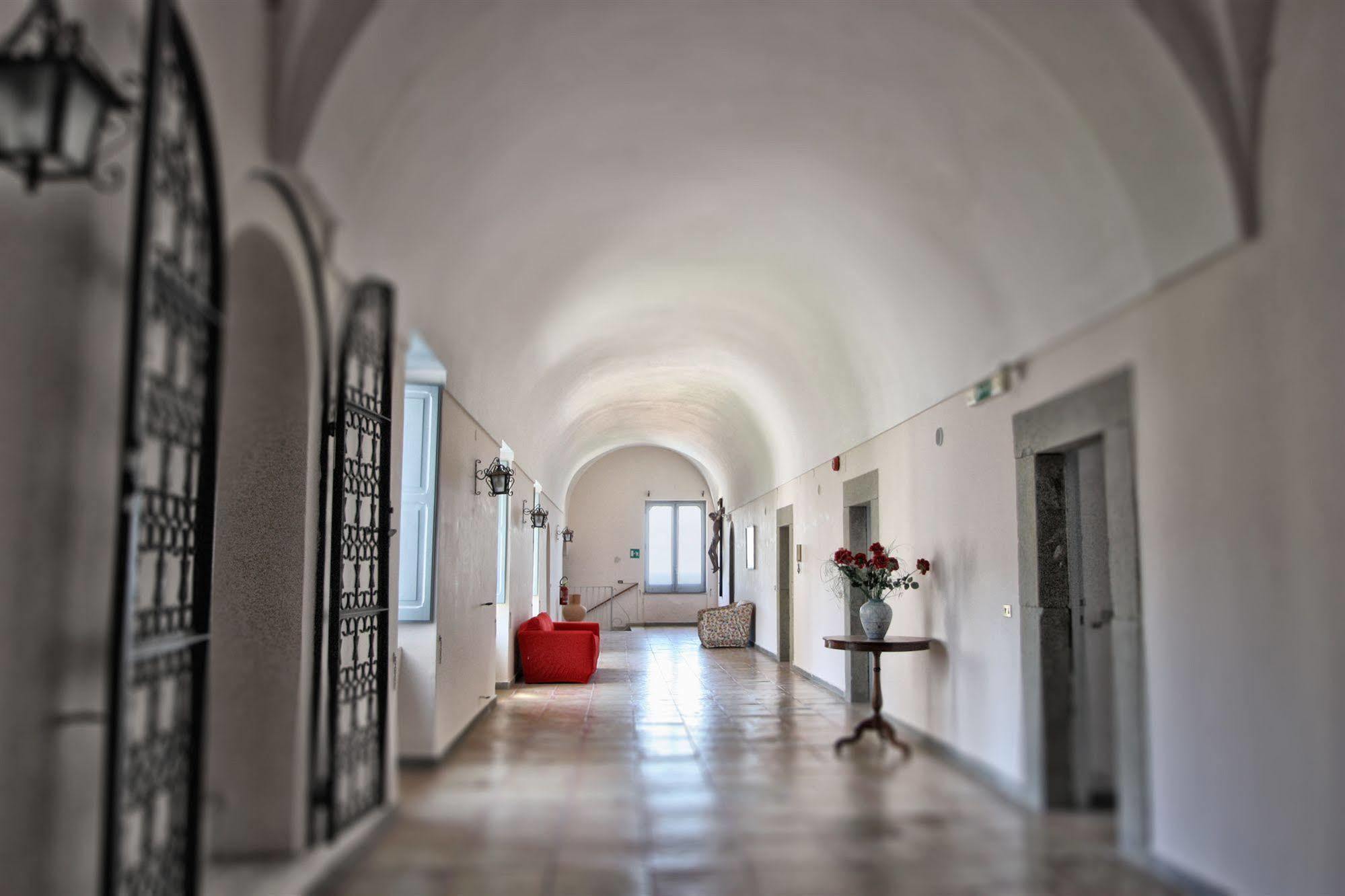 Bed and Breakfast San Francesco Relais Масса-Лубренсе Экстерьер фото